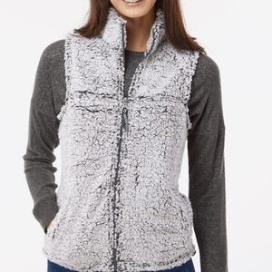 Thread & Supply Gray Sherpa Vest for Layering